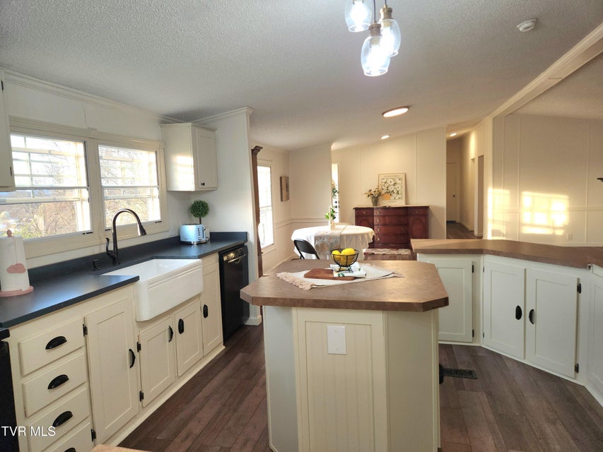 Photo #25: 356 Lories Lane