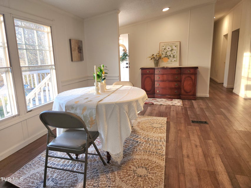 Photo #21: 356 Lories Lane