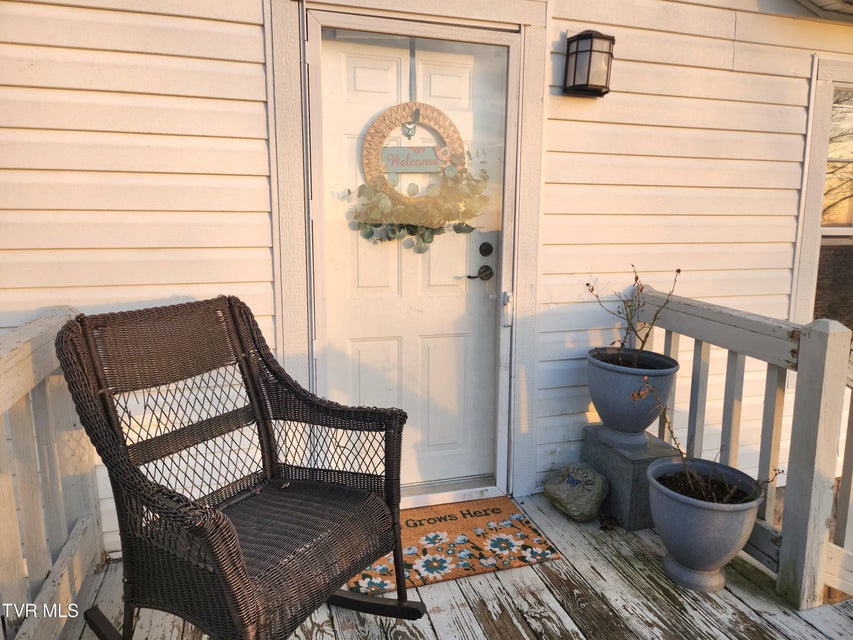 Photo #17: 356 Lories Lane