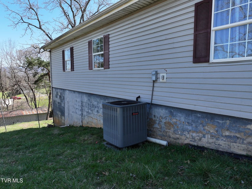 Photo #22: 950 Kingsport Highway