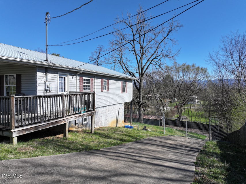 Photo #26: 950 Kingsport Highway