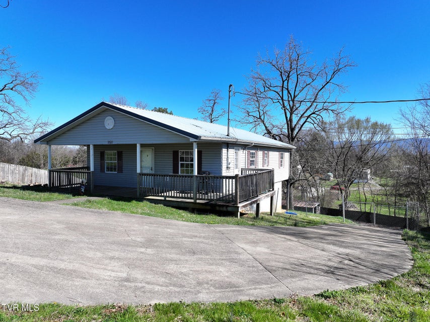 Photo #33: 950 Kingsport Highway