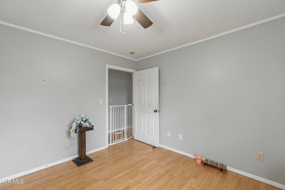 Photo #15: 950 Kingsport Highway