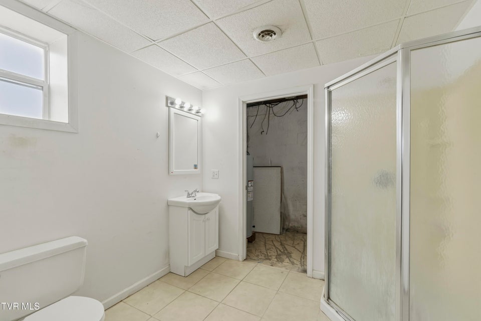 Photo #19: 950 Kingsport Highway