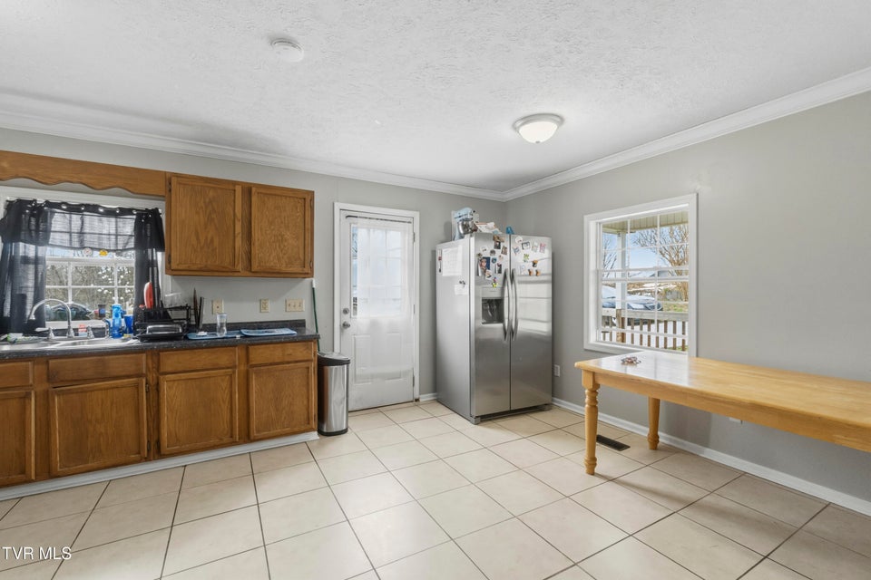 Photo #8: 950 Kingsport Highway