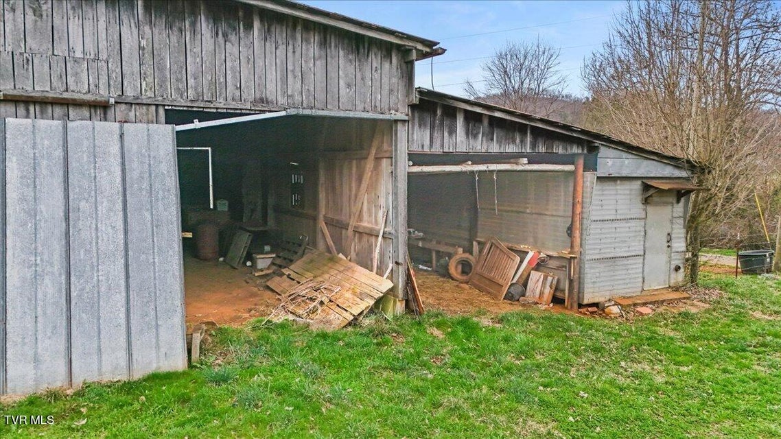 Photo #60: 3218 Stanley Valley Road