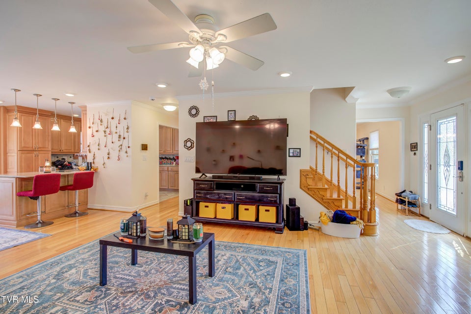 Photo #7: 249 Panorama Drive