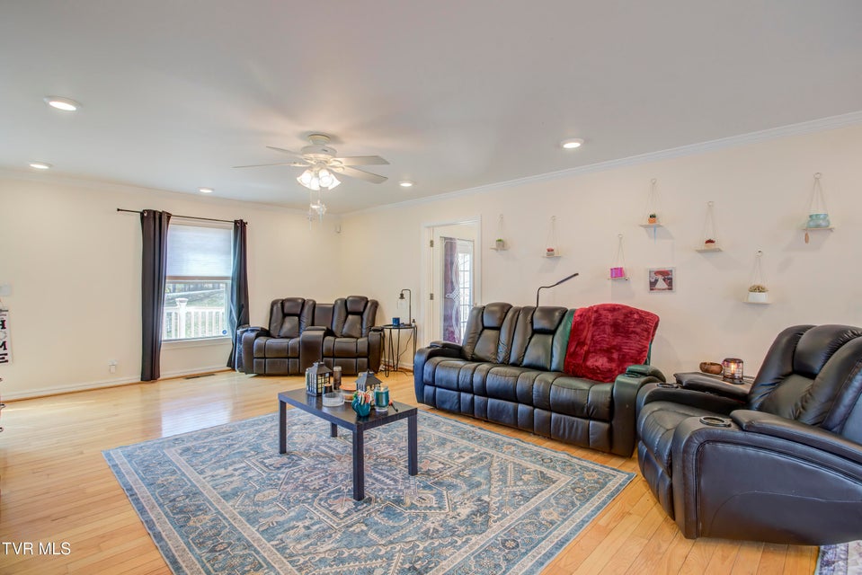 Photo #8: 249 Panorama Drive