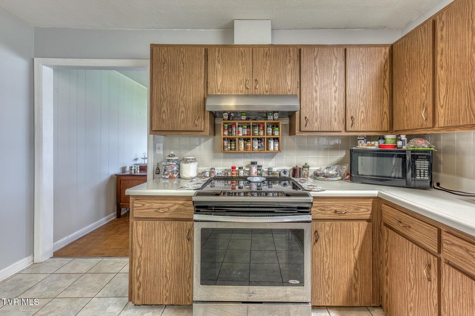 Photo #15: 609 Hollyhill Road