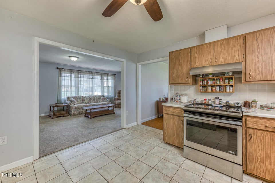 Photo #16: 609 Hollyhill Road