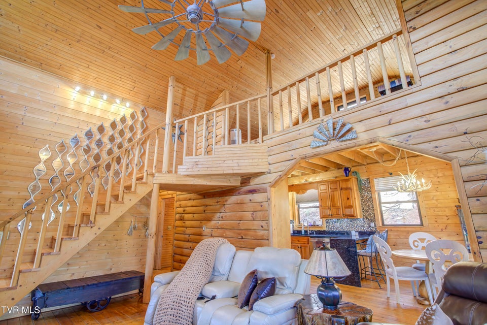 Photo #8: 665 Laurels Road