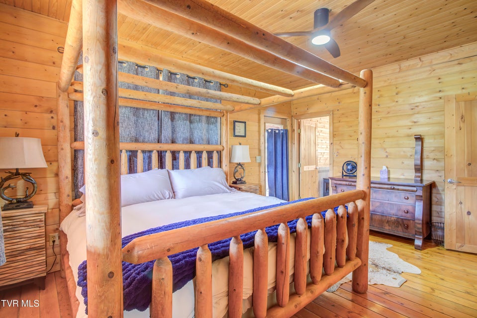 Photo #18: 665 Laurels Road