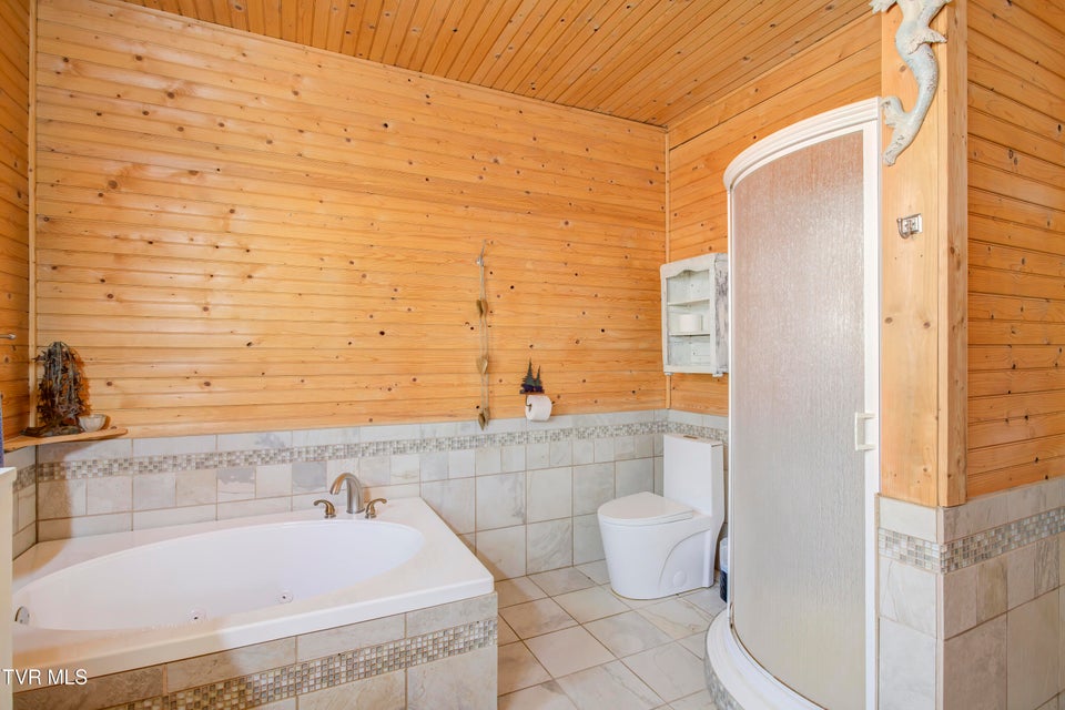 Photo #21: 665 Laurels Road