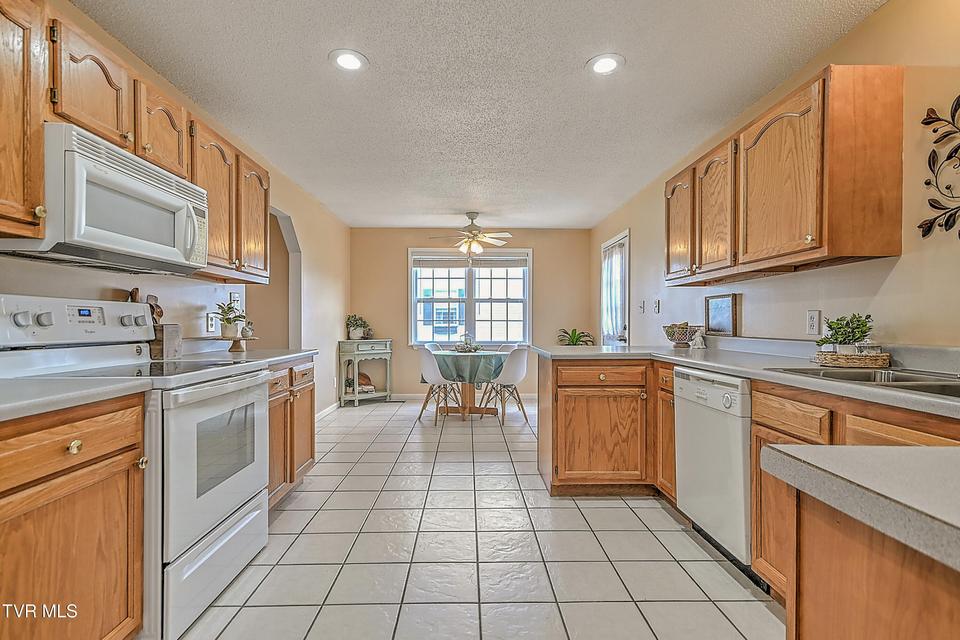 Photo #18: 5020 Old Jonesboro Road