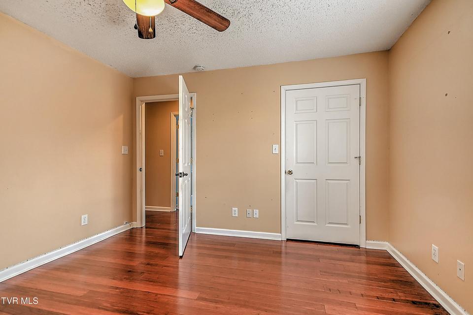 Photo #31: 5020 Old Jonesboro Road