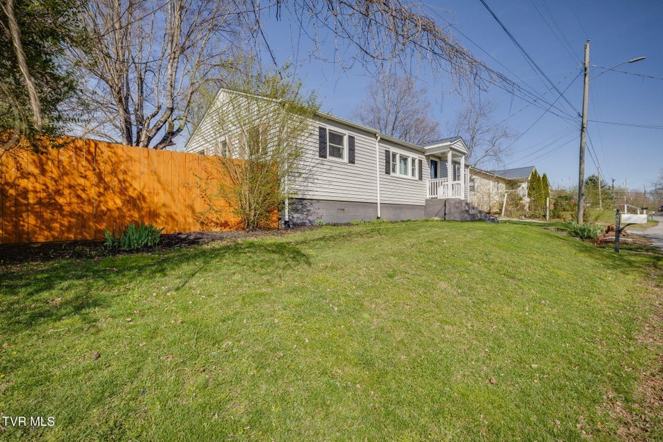 Photo #2: 2706 Gray Street