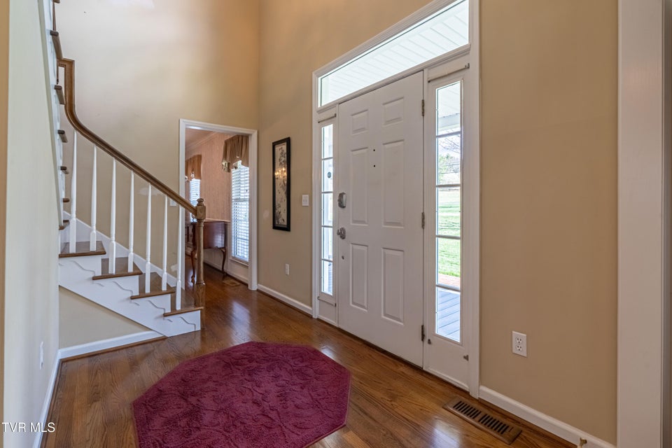 Photo #4: 18490 John Ashley Drive