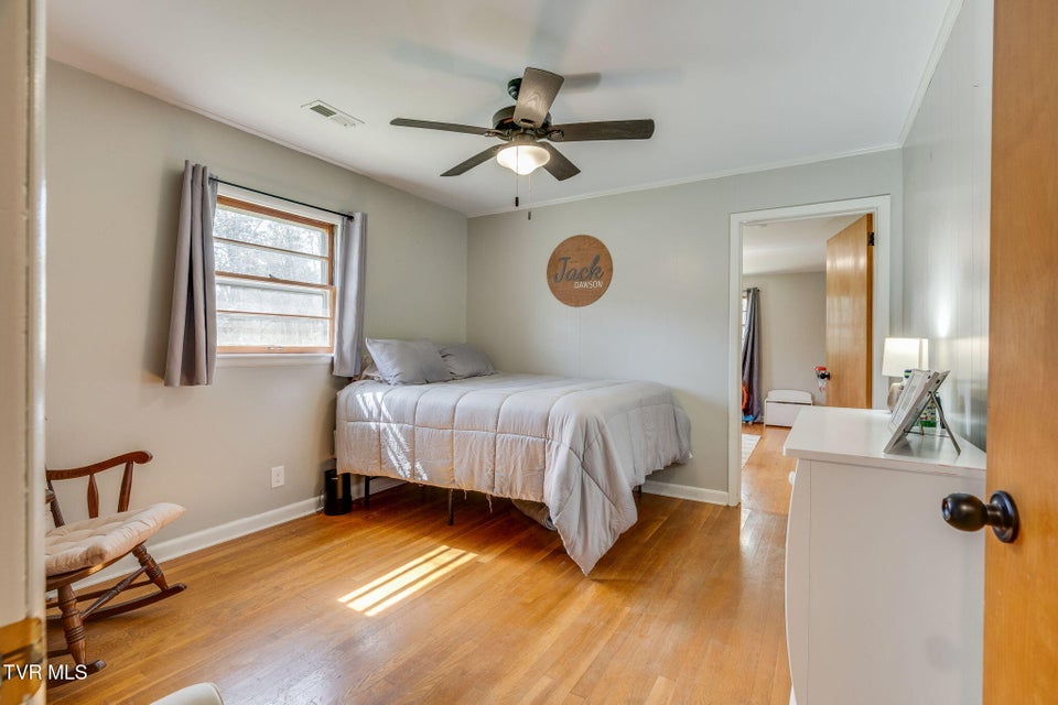 Photo #16: 2412 Highway 11e 