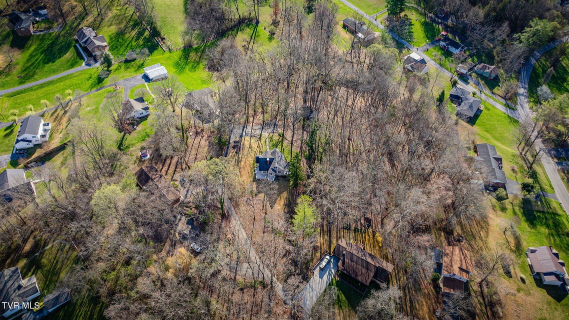 Photo #31: 128 Shadowwood Lane