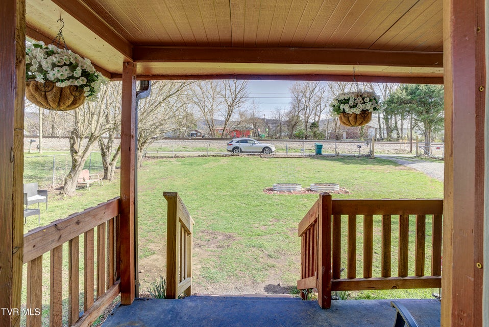 Photo #2: 412 Railroad Street