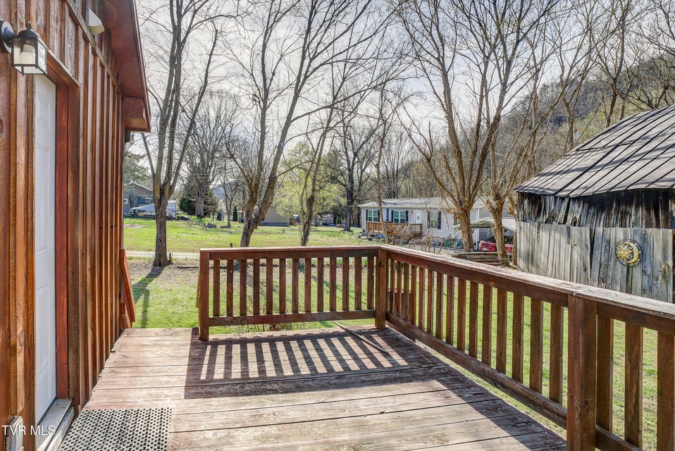 Photo #22: 412 Railroad Street