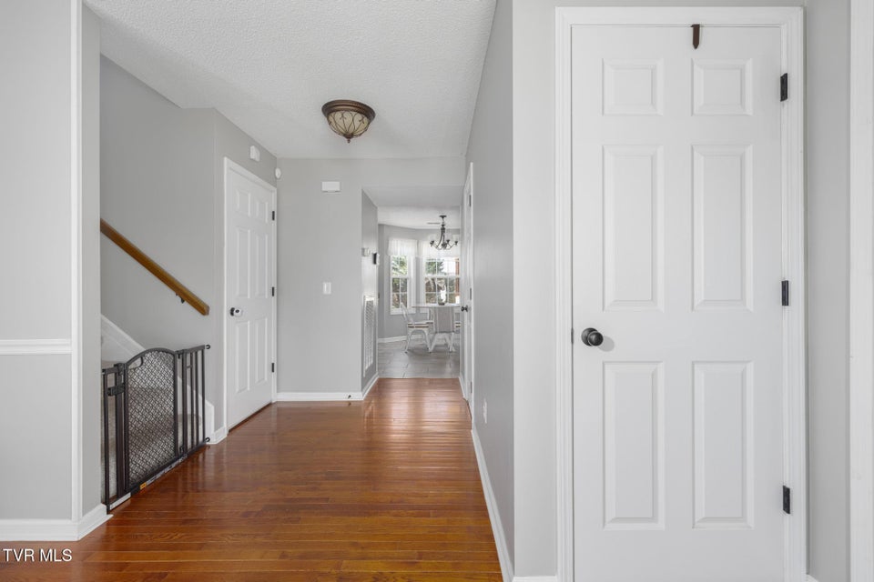 Photo #7: 506 Crystal Springs Circle