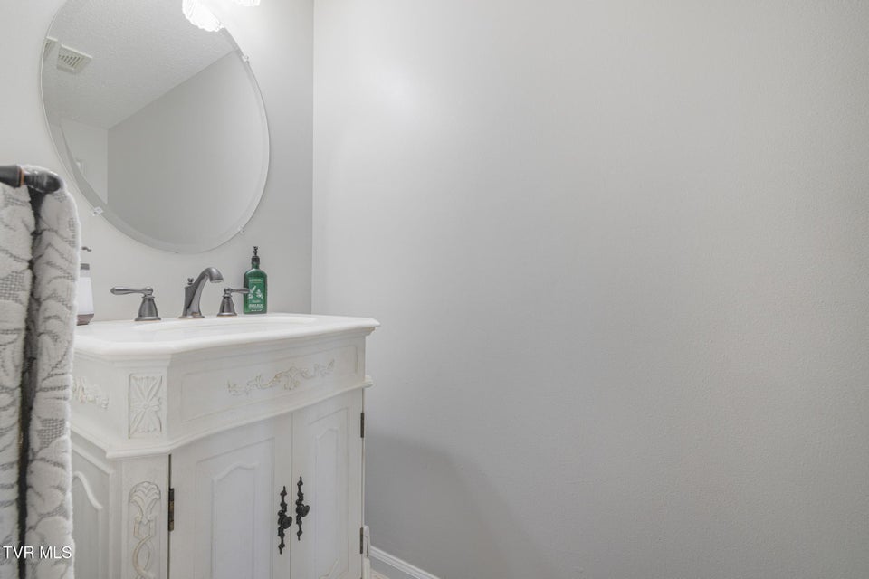 Photo #10: 506 Crystal Springs Circle