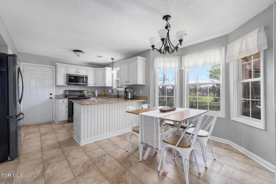 Photo #12: 506 Crystal Springs Circle