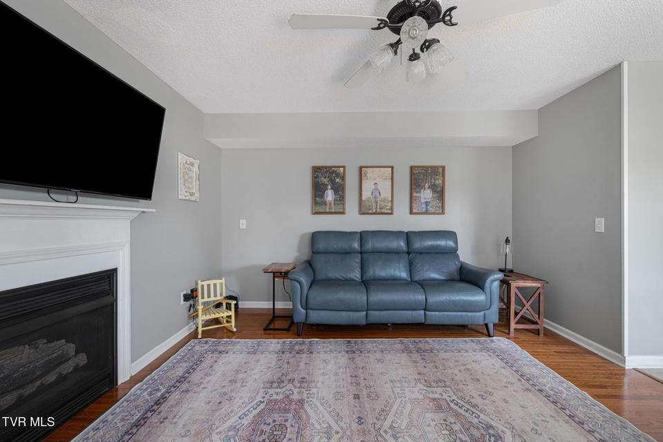 Photo #18: 506 Crystal Springs Circle