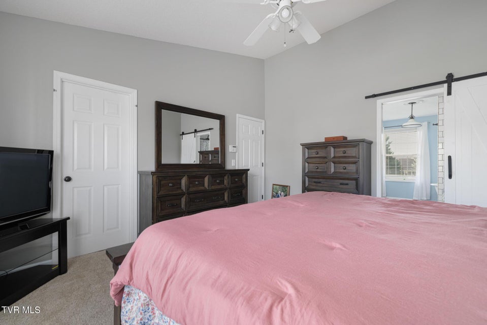 Photo #33: 506 Crystal Springs Circle