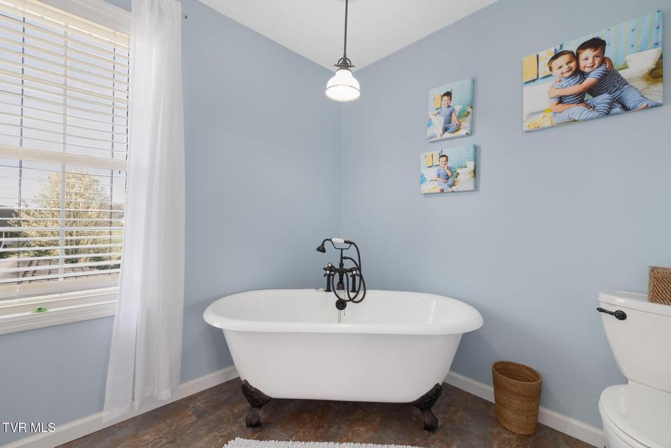 Photo #36: 506 Crystal Springs Circle