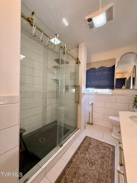 Photo #43: 11516 Frederick Road