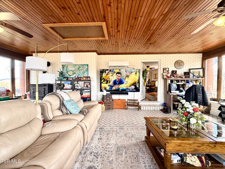 Photo #74: 11516 Frederick Road