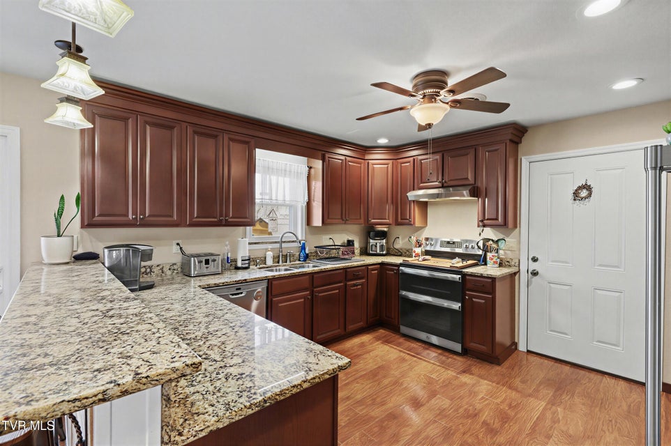 Photo #15: 85 Jaybird Lane