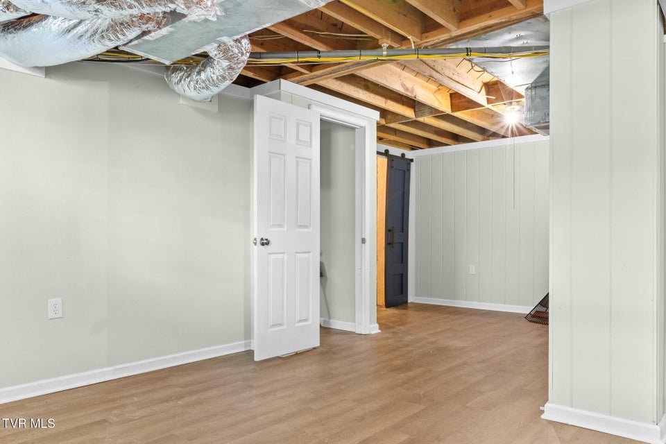 Photo #16: 525 Terry Drive