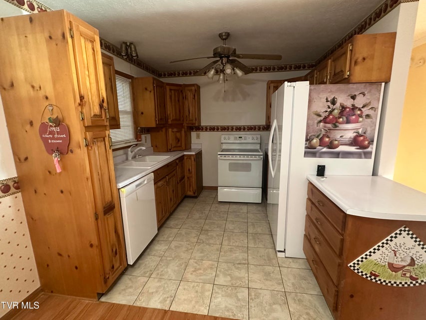 Photo #8: 384 Bridgefield Way