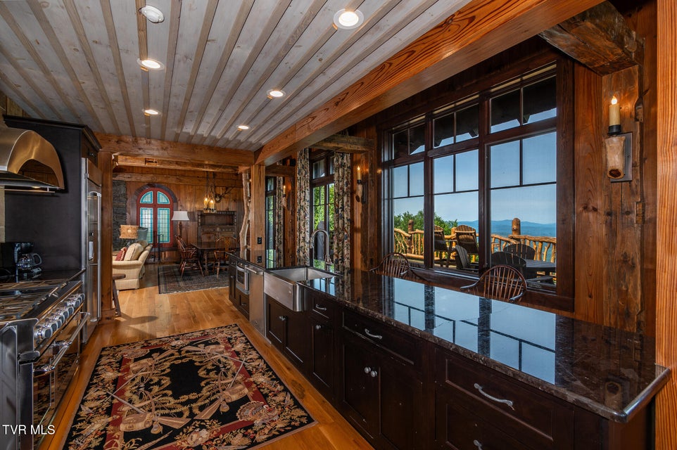 Photo #31: C613 Buffalo Nvno 