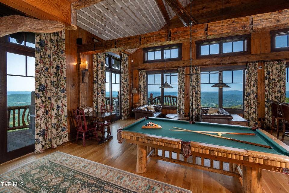 Photo #22: C613 Buffalo Nvno 