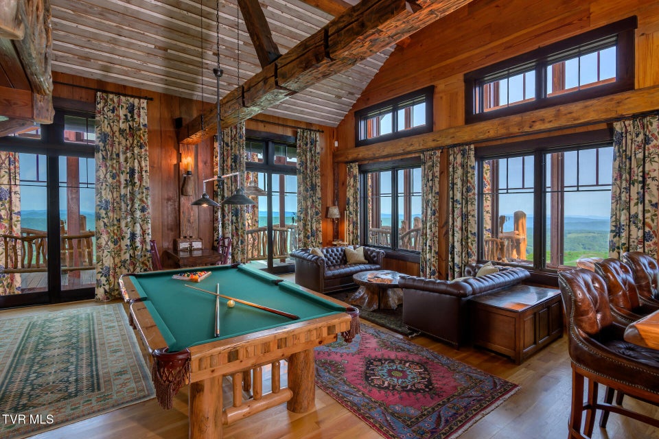 Photo #19: C613 Buffalo Nvno 