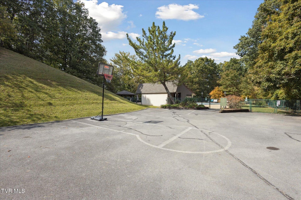 Photo #49: 326 Hickory Bluff