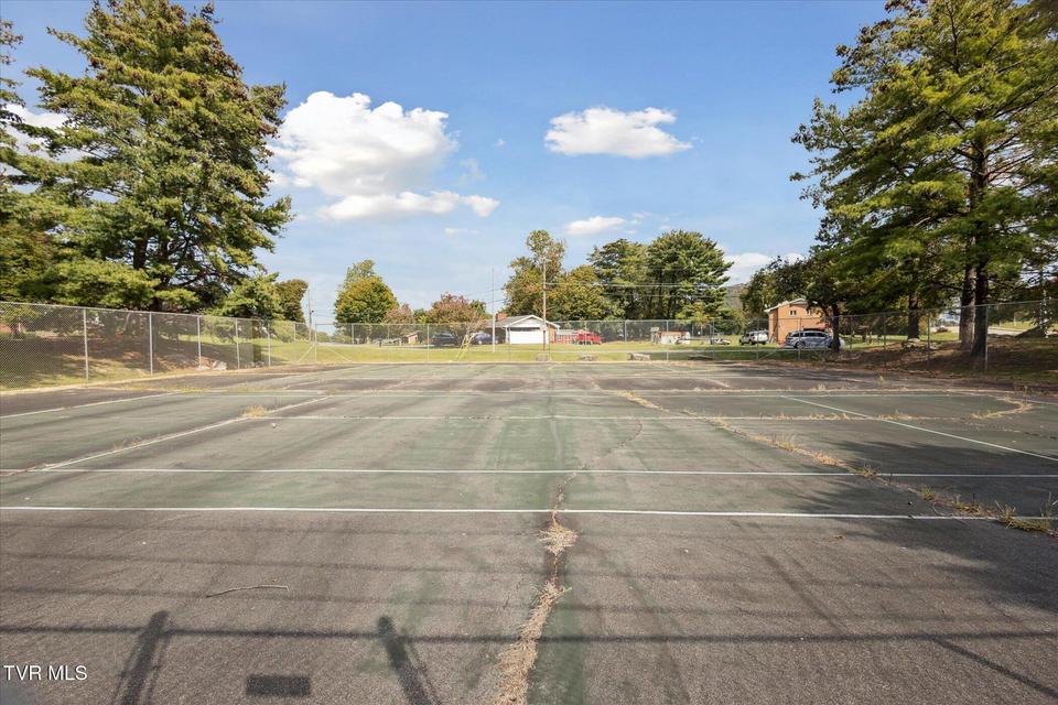 Photo #52: 326 Hickory Bluff