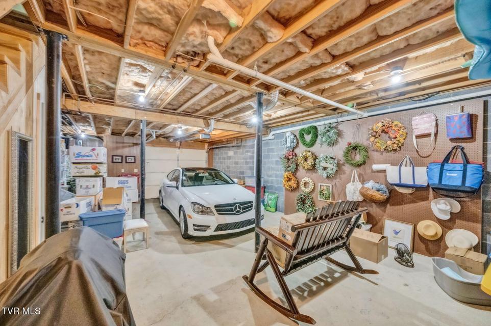 Photo #25: 31 Oak Leaf Circle