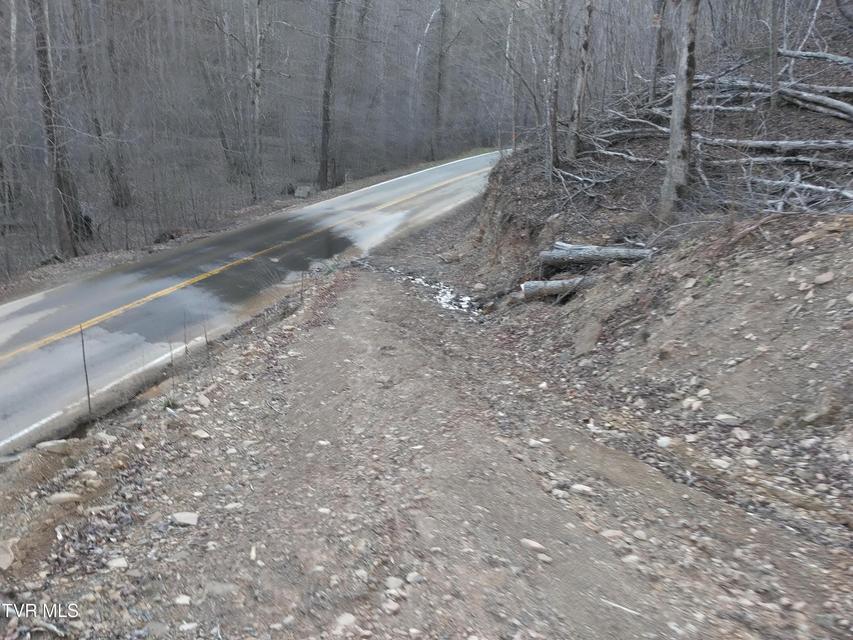 Photo #5: 371 Pressmens Home Road