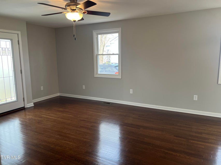 Photo #13: 1829 Kenwood Road