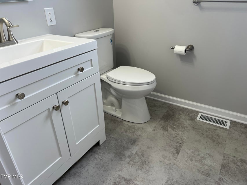 Photo #24: 1829 Kenwood Road