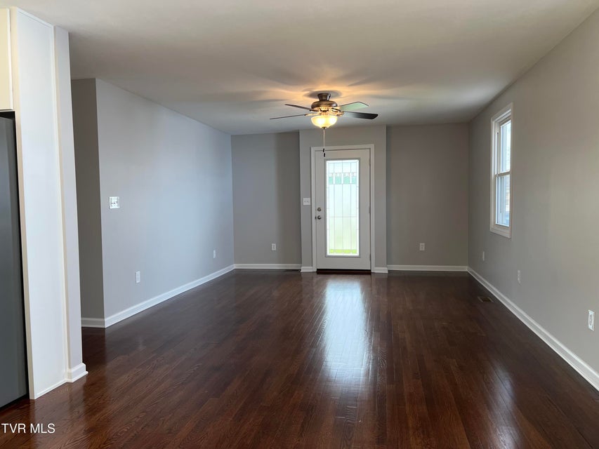 Photo #4: 1829 Kenwood Road