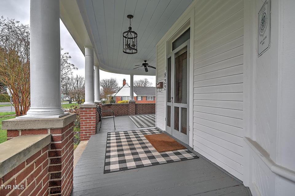 Photo #10: 822 Georgia Avenue