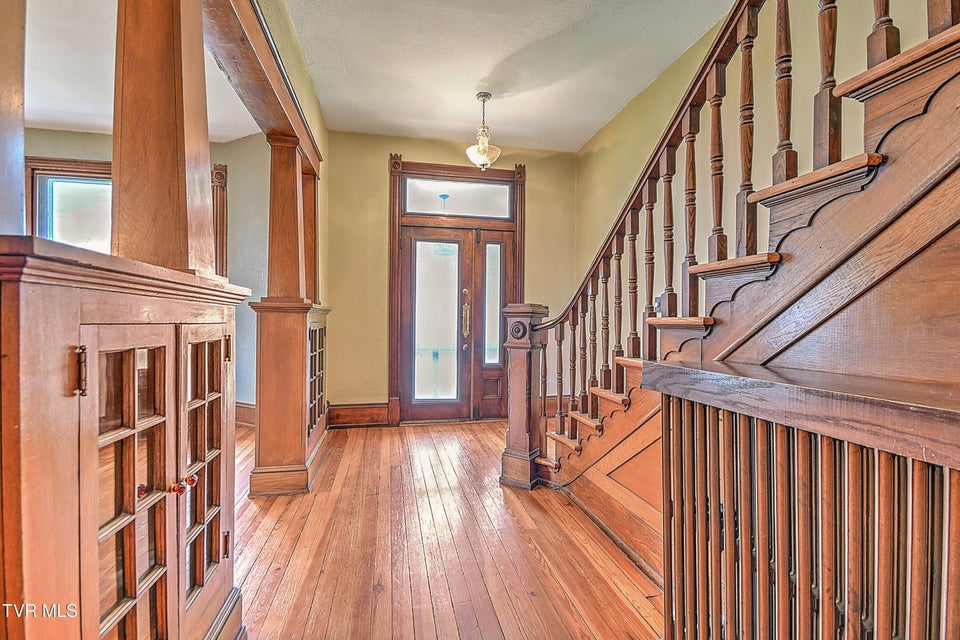 Photo #12: 822 Georgia Avenue