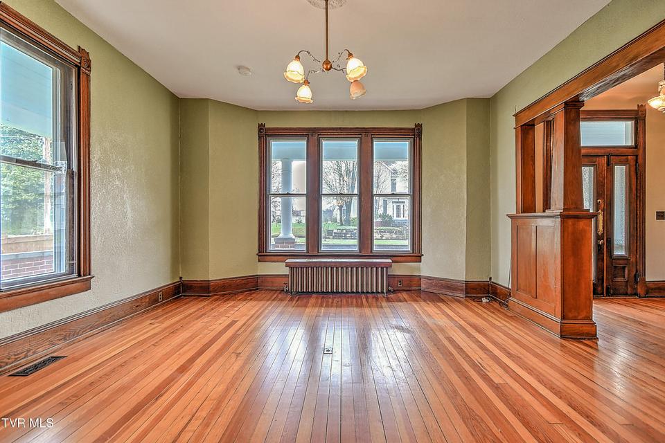 Photo #16: 822 Georgia Avenue