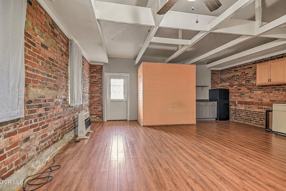 Photo #54: 822 Georgia Avenue